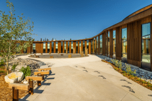 Kashgêk’ Building